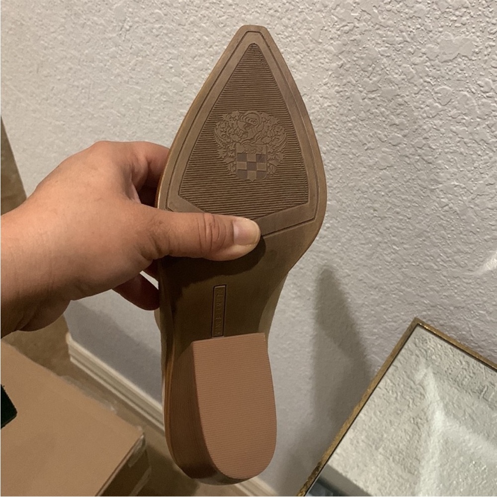 Vince Camuto natural color booties size 8.5 - Picture 2 of 4